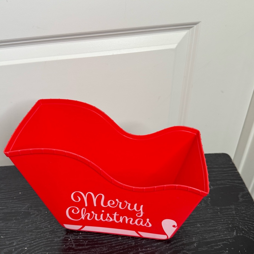 Christmas Table Organization
